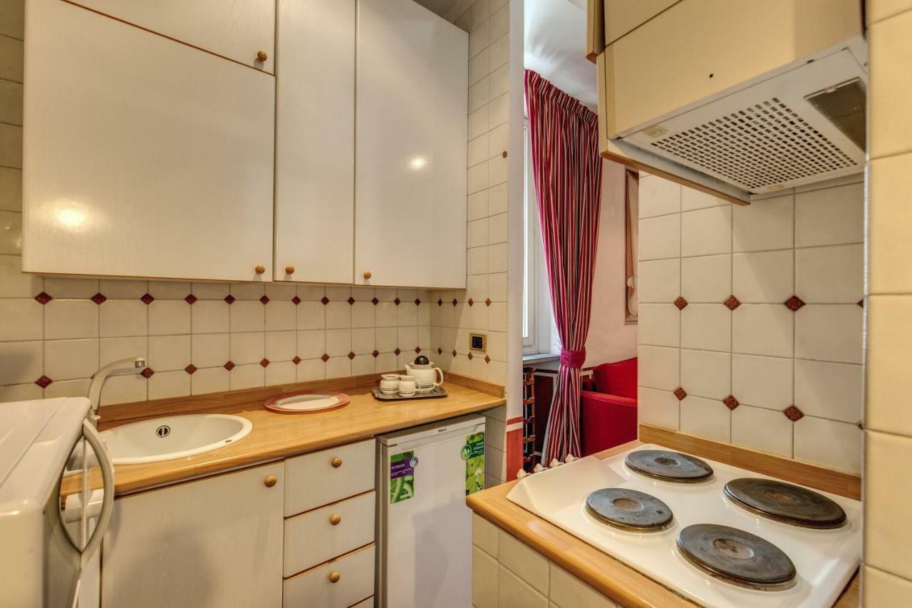Ferienwohnung Lovely Flat By The Trevi Fountain Rom Exterior foto